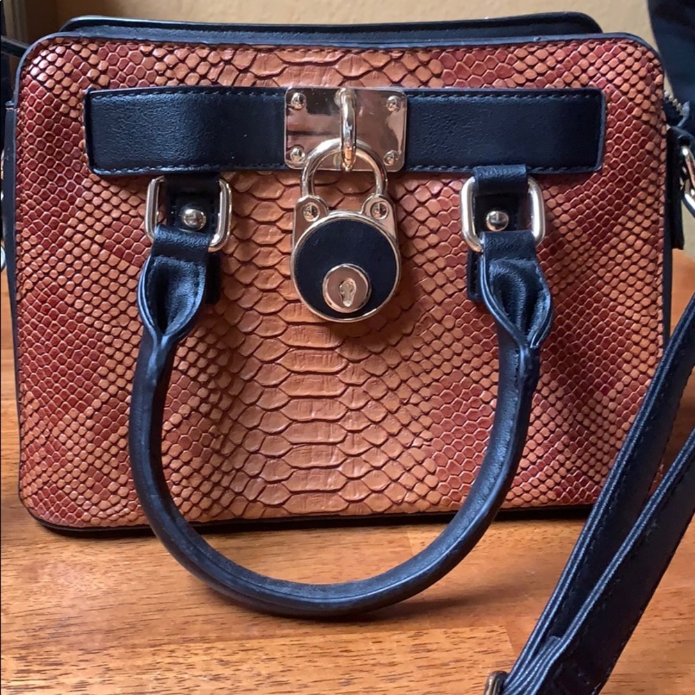 Manmade leather purse